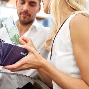 イケオジの共通点。女性を沼らせる40代50代男性がしないこと5選