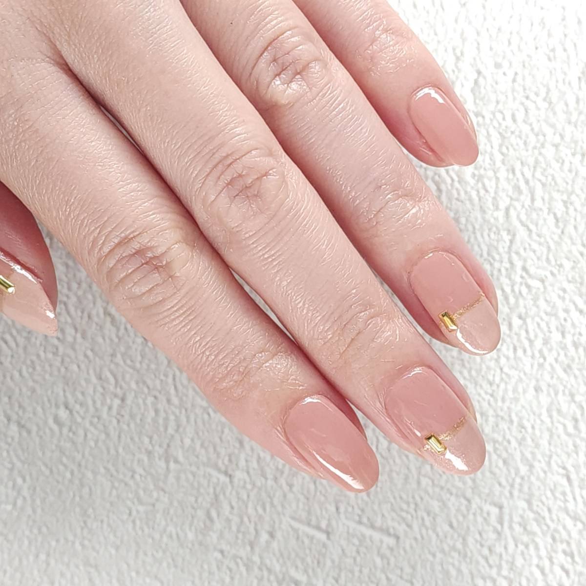 美肌バイカラーネイル