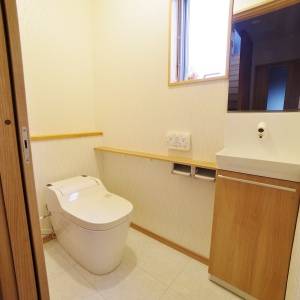 実は風水的に大吉です。トイレにあると厄除けになる最強アイテム5選