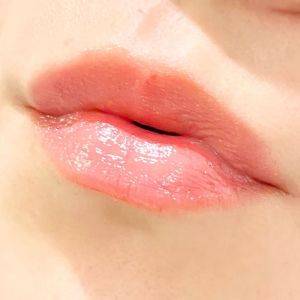 使うだけで若見えが叶う。ドラッグストアで買うべき「最強リップ」5選