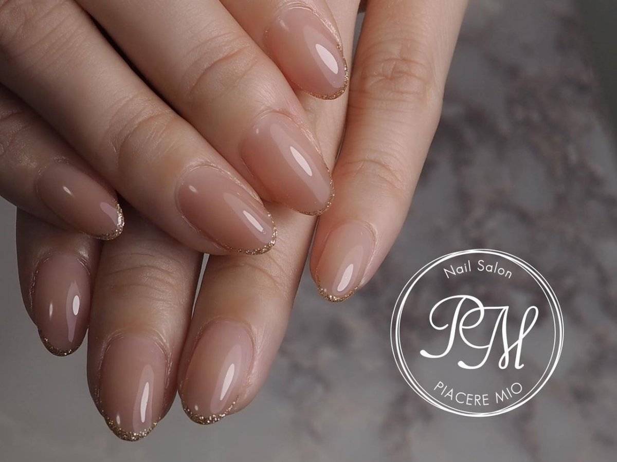 ピンクゴールドネイル