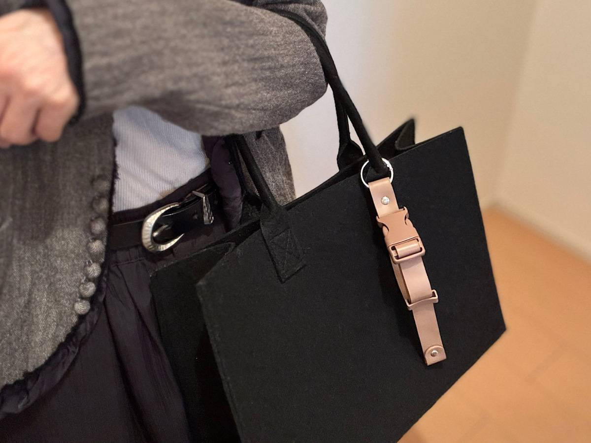 ジャケットホルダー