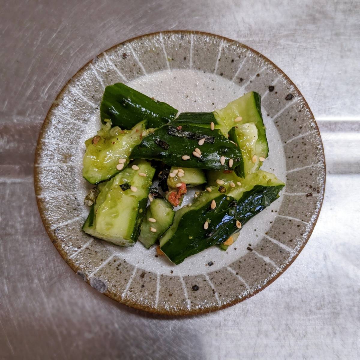 永谷園公式の「梅干茶づけできゅうりのたたき」のレシピ