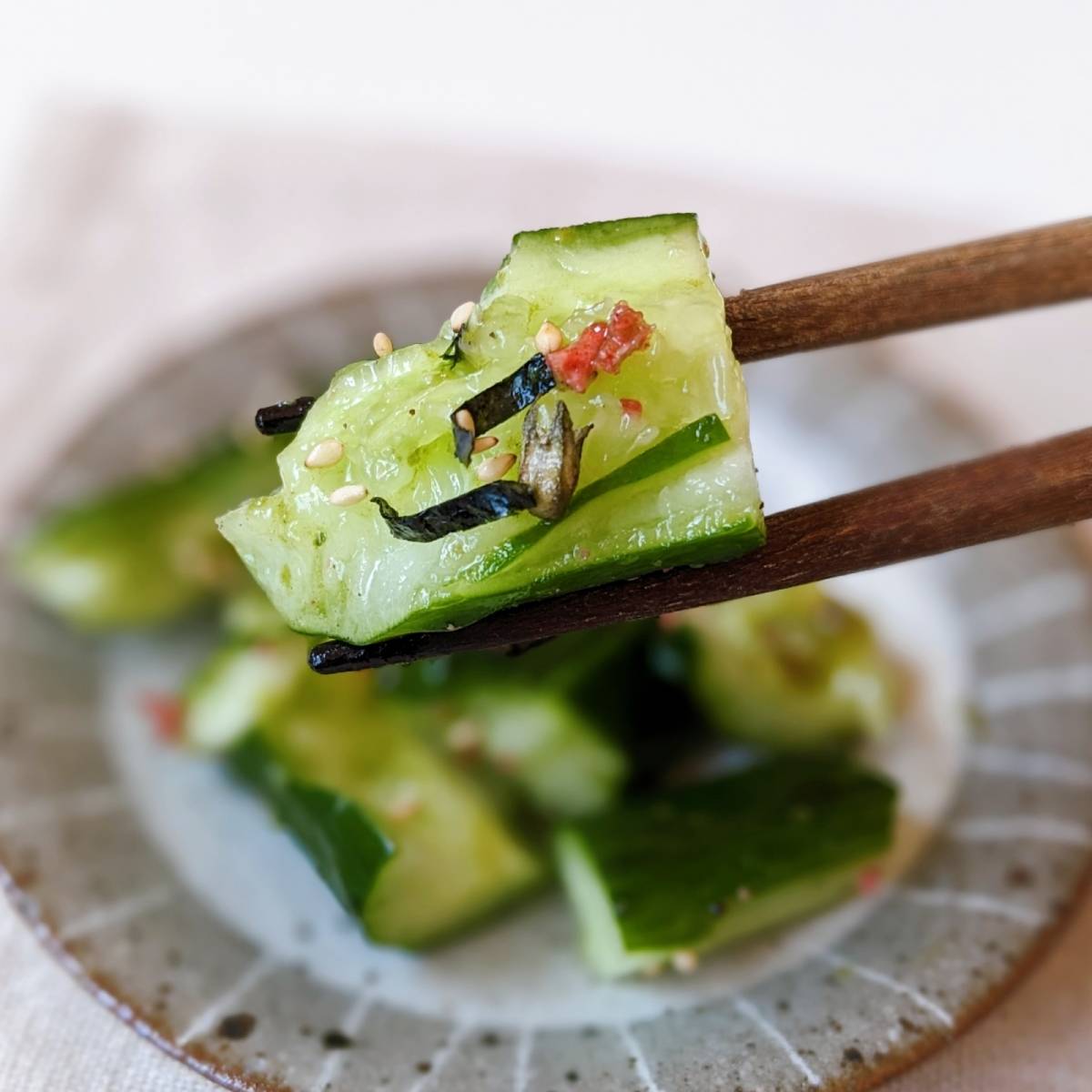 永谷園公式の「梅干茶づけできゅうりのたたき」のレシピ