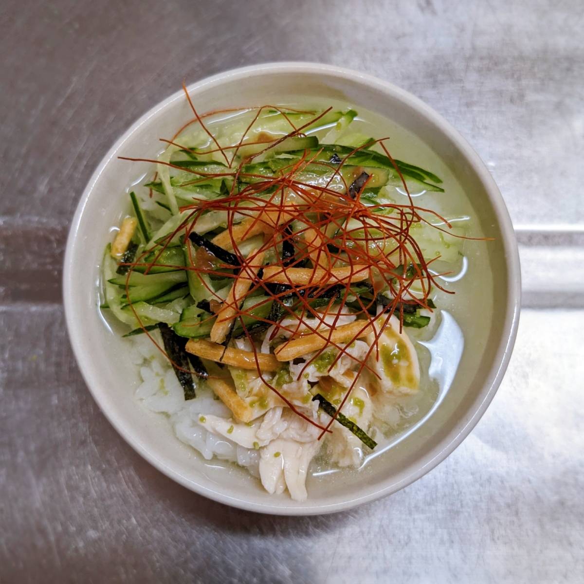 永谷園公式の「棒棒鶏風冷やし茶づけ」のレシピ