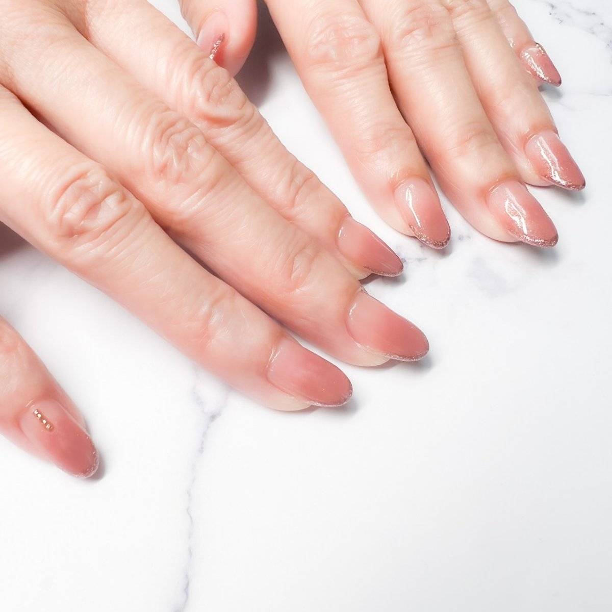 オレンジピンクネイル