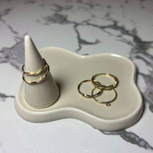  3COINSのリングアミ5個セット 