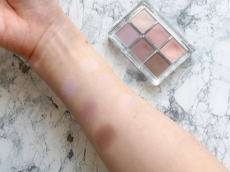 BBIAアイシャドウの腕のスウォッチ画像