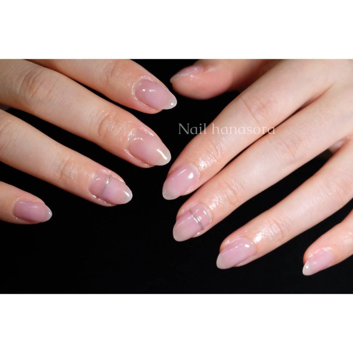 クリアピンクネイル