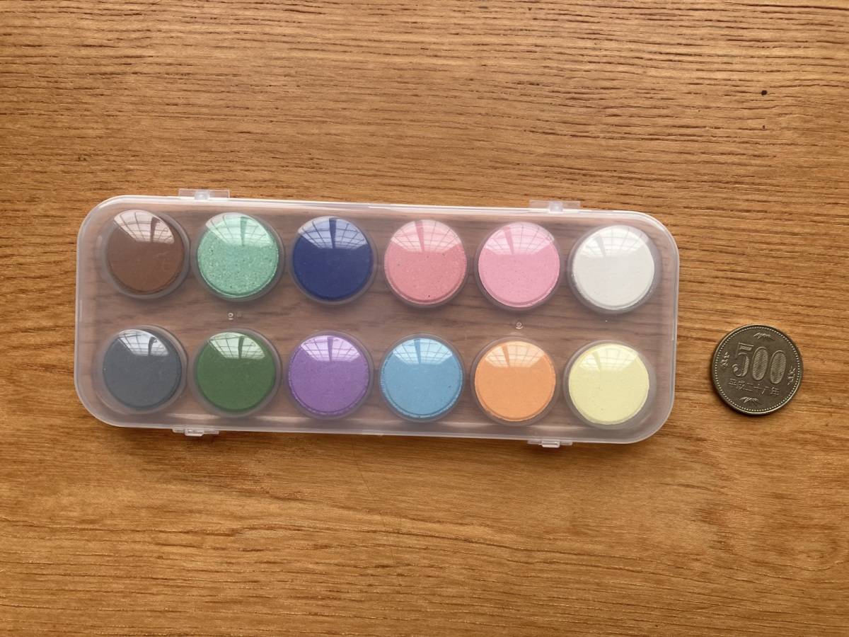 セリアの固形水彩えのぐ パステル&スモーキー
