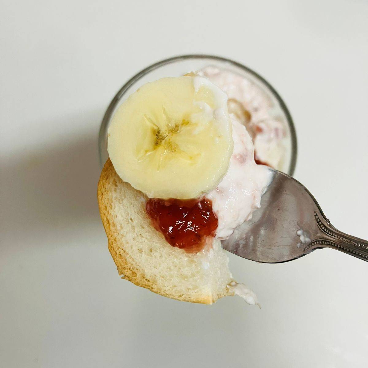 ヤマザキ公式の「ダブルソフトのヨーグルトトライフル」のレシピ