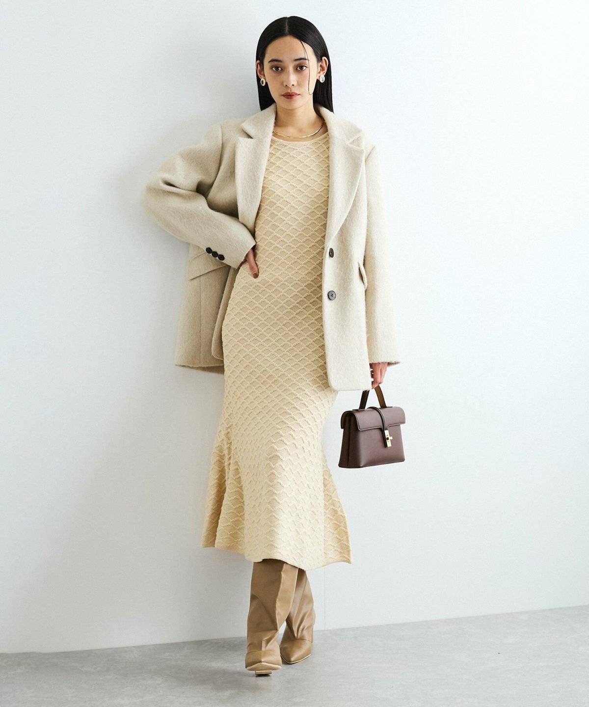 冬コーデの女性