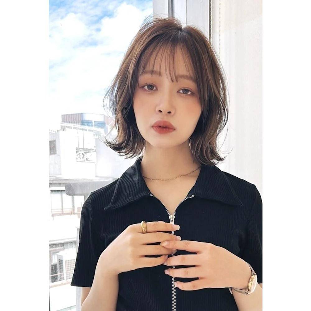 小顔見えするくびレイヤーボブ