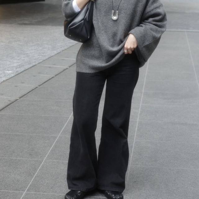 H&Mのストレートデニム