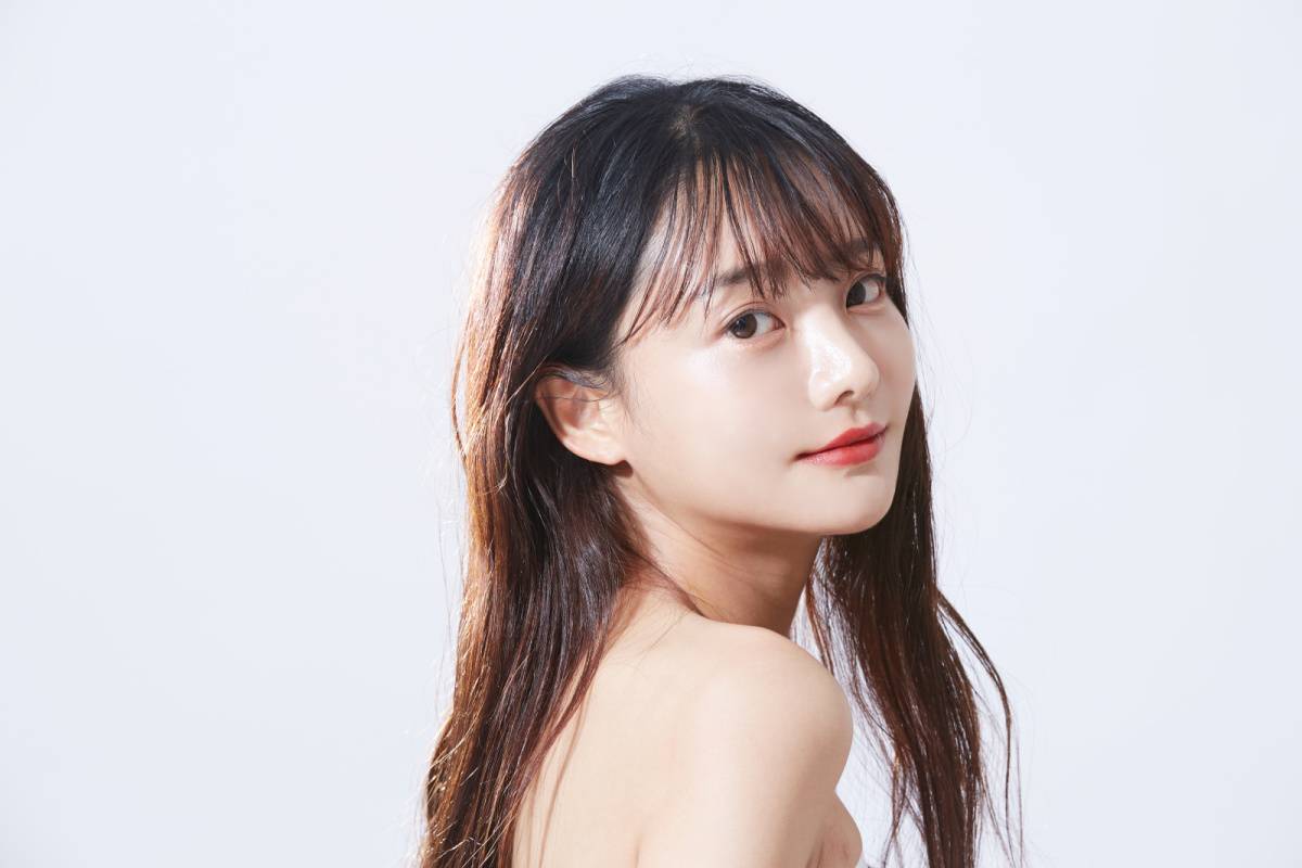 顔タイプフレッシュ骨格ストレートの女性