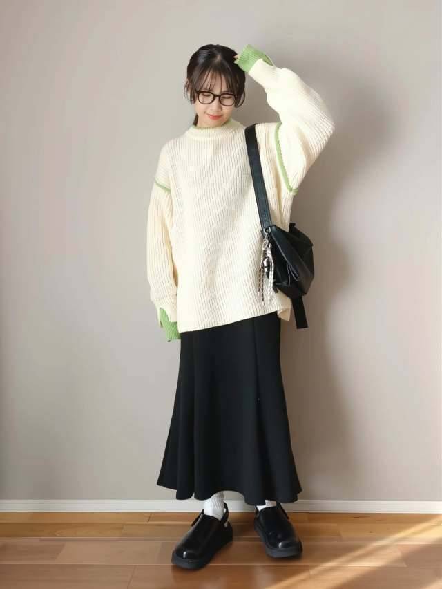 バイカラーニットを主役にする♡