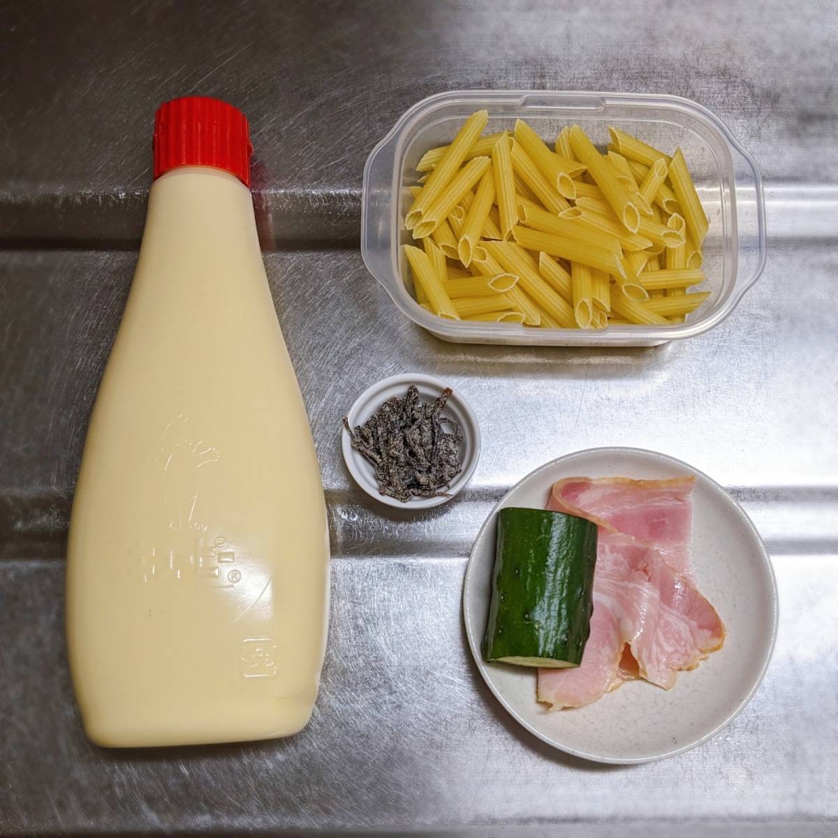 くらこん公式の「塩こんぶのマカロニサラダ」のレシピ