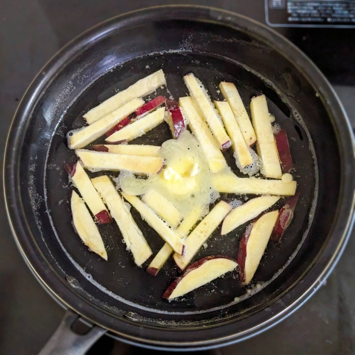 くらこん公式の「塩こんぶのさつまいもバター」のレシピ