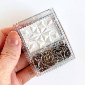 【セザンヌ】使うだけで一気に垢抜ける……。数量限定の「最強コスメ」