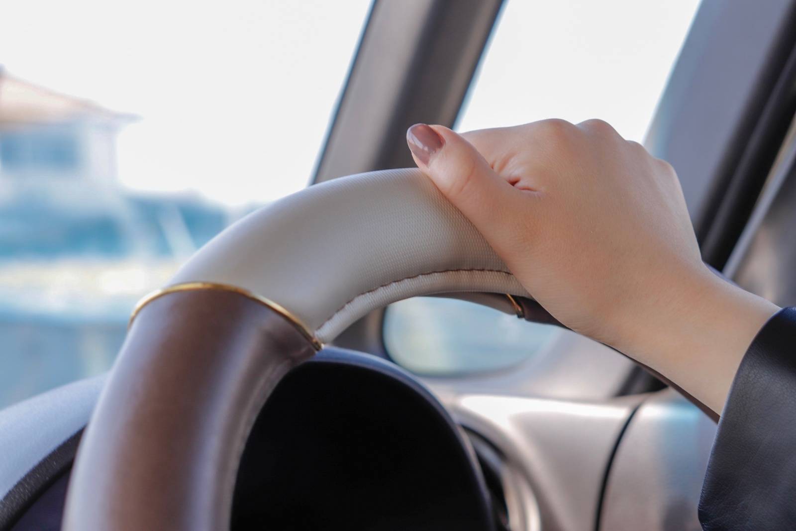 車　人気運　上がる　白いアイテム