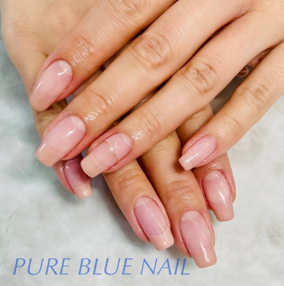 ピーチピンクネイル