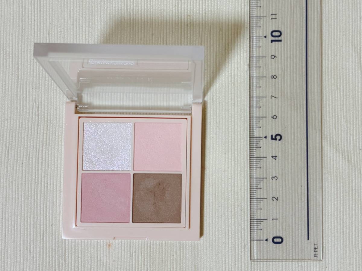 matsukiyo upink マツキヨ ユーピンク シャインオンステージアイパレット MC02 ラベンダーリボン アイシャドウ 本体 定規 サイズ