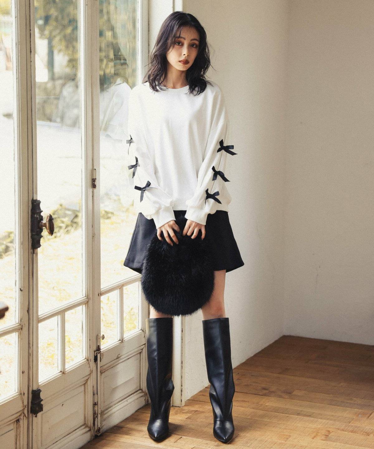 スウェットを着た女性