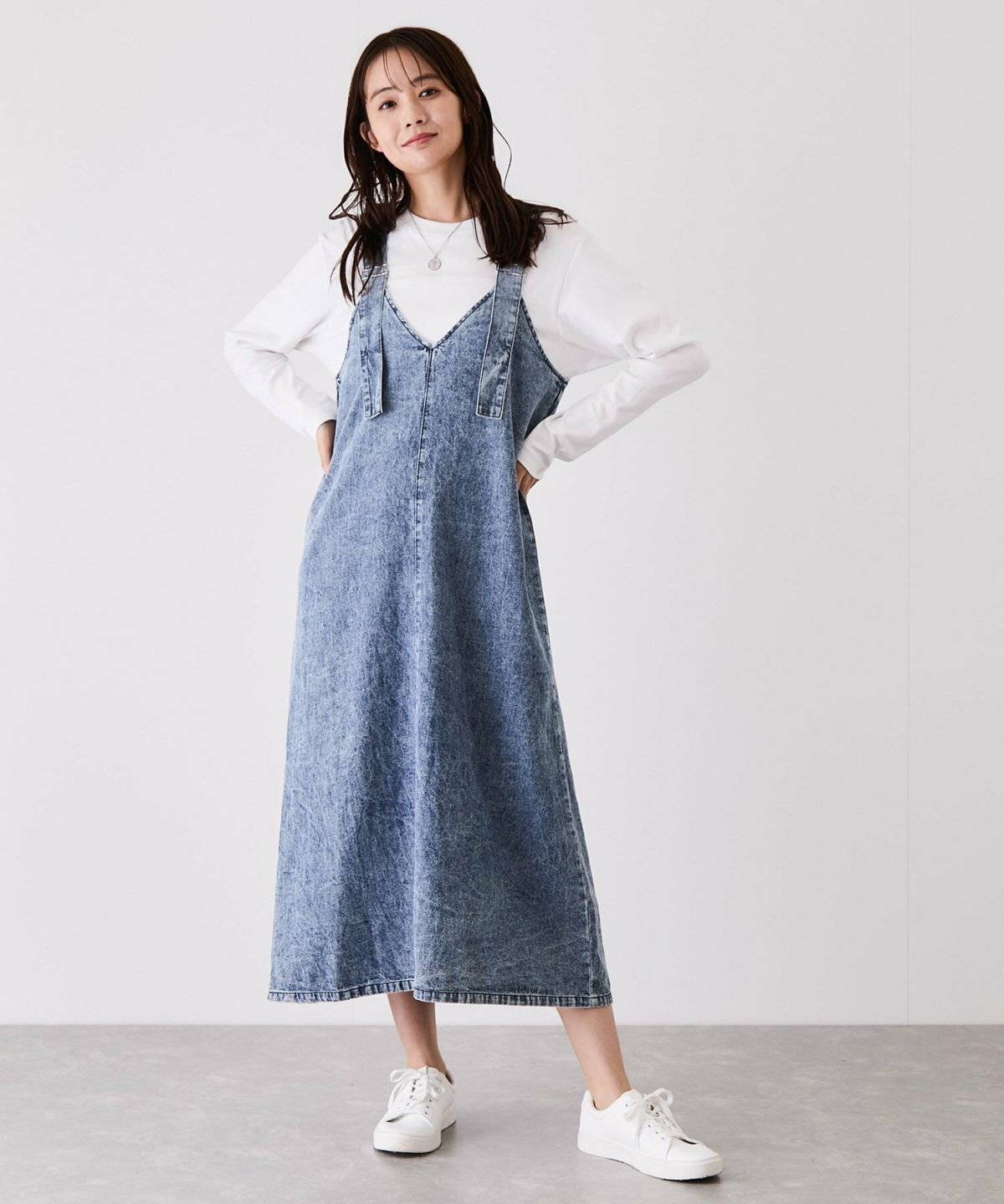 スウェットを着た女性