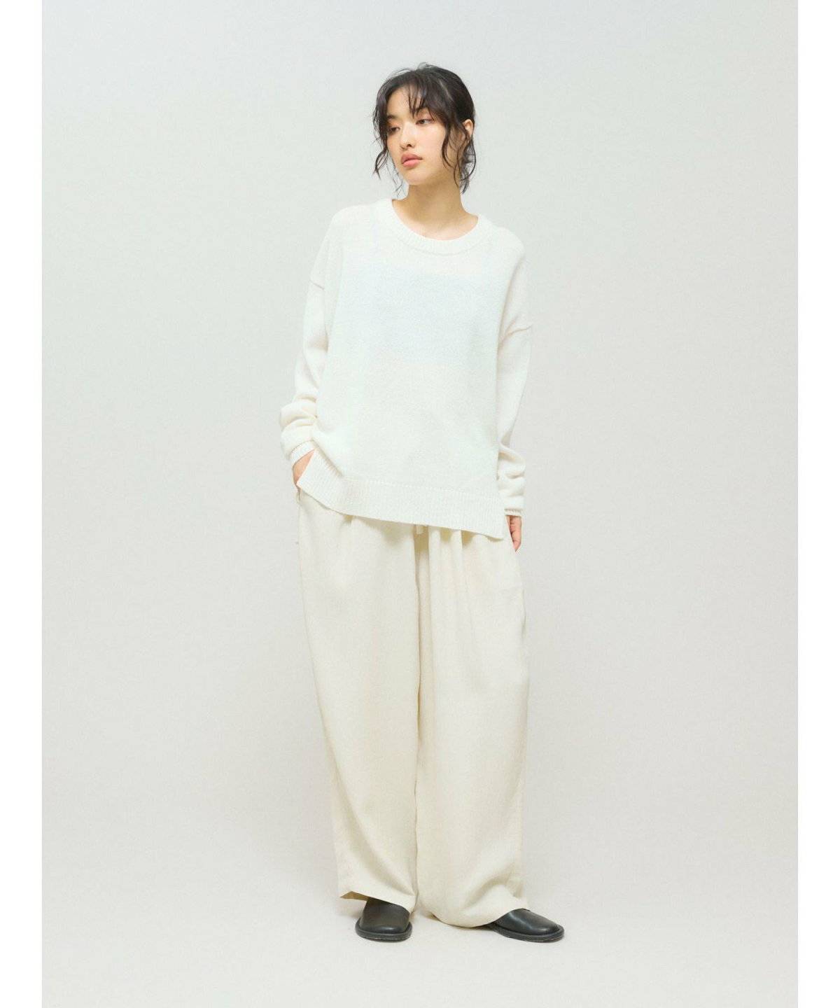 スウェットを着た女性