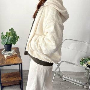 ブルゾンは何色を選ぶべき？【カラー別】おすすめレディースコーデ19選