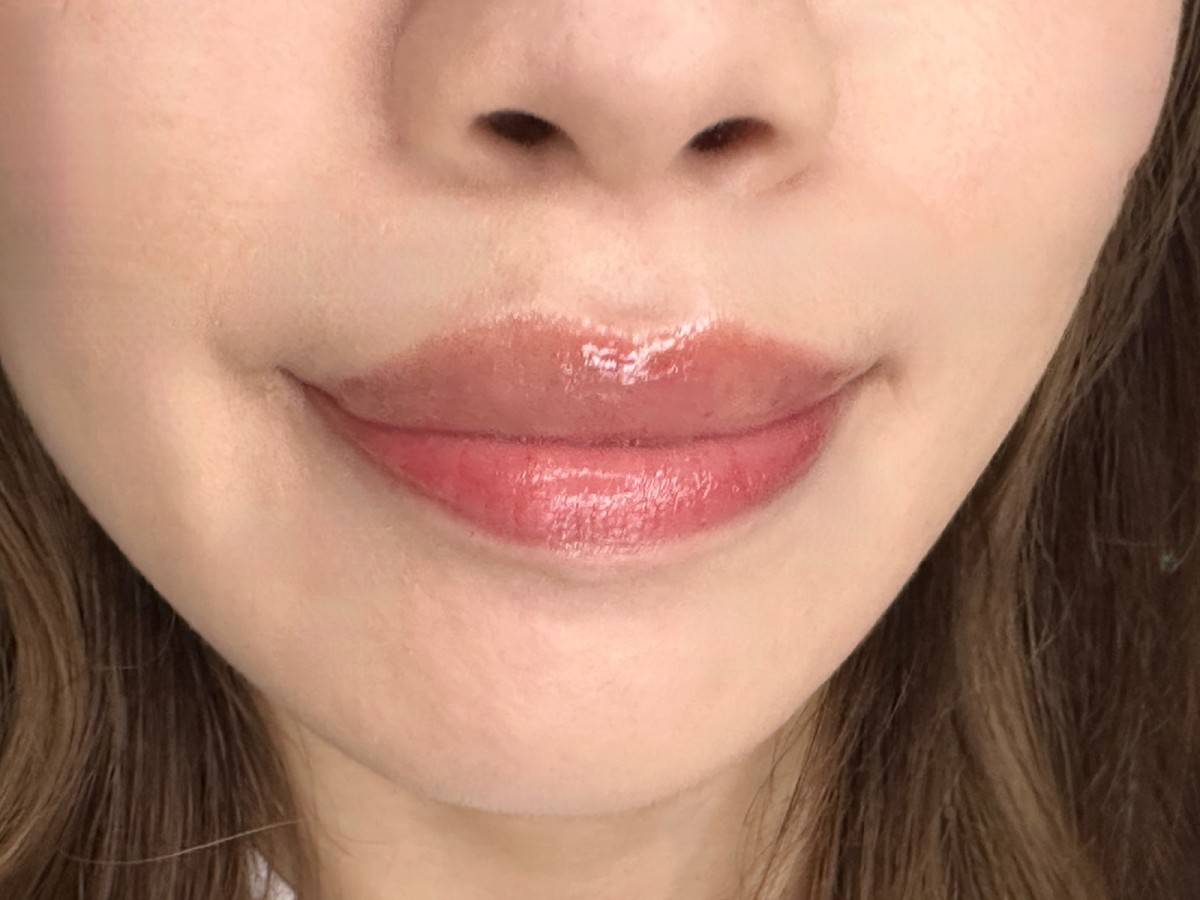 hince ロウグロウジェルティント R006ロウグレープ 仕上がりイメージ