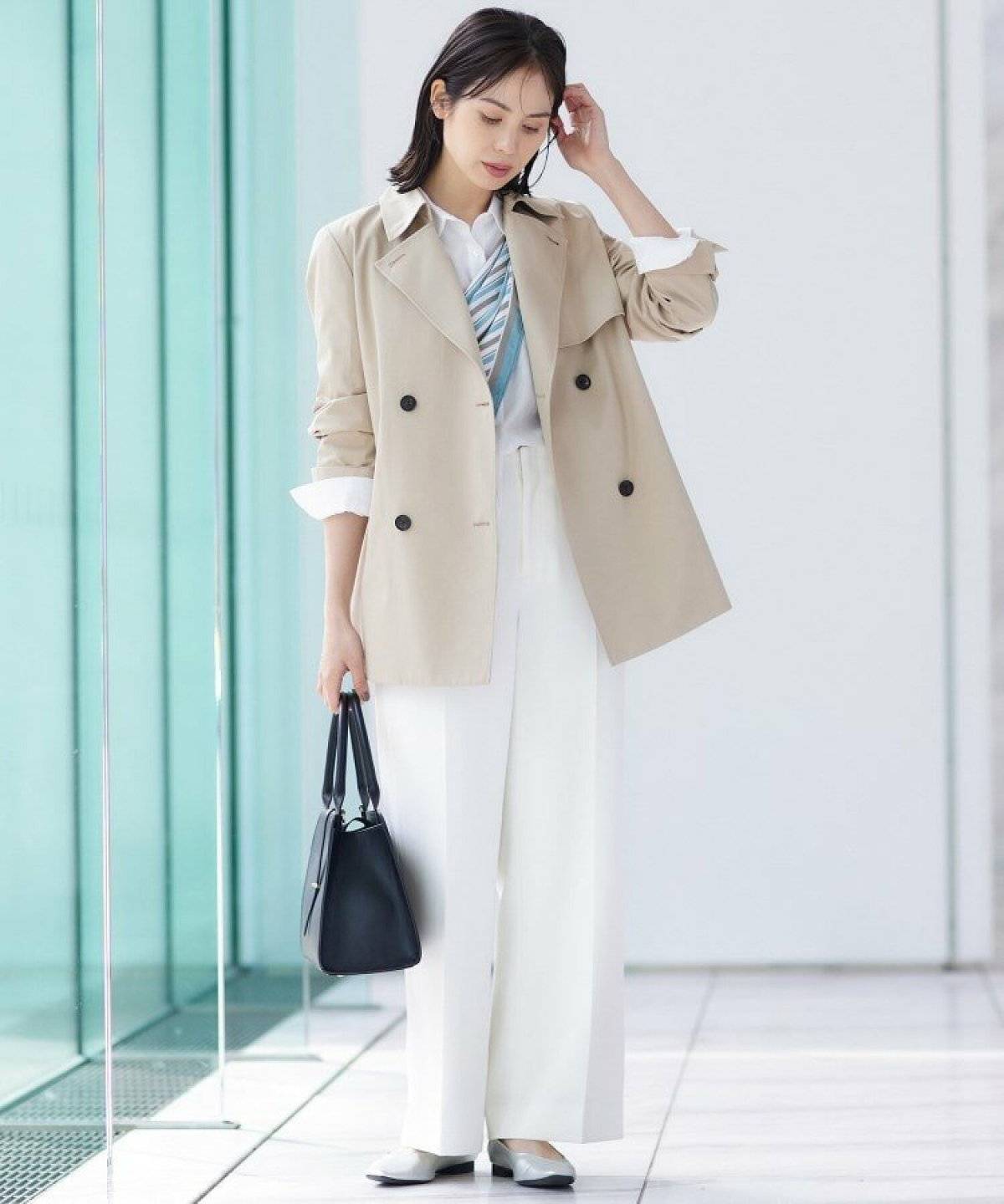 オーバーサイズトレンチコートコーデ