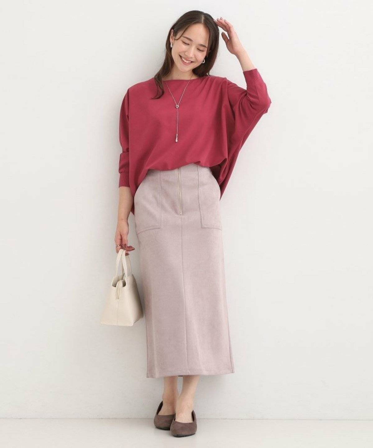 ドルマンスリーブブラウスコーデ