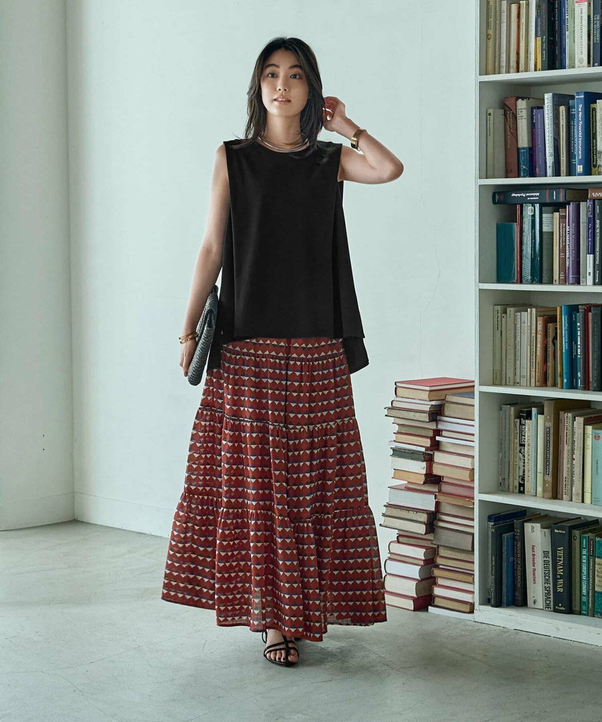 エスニックコーデの女性