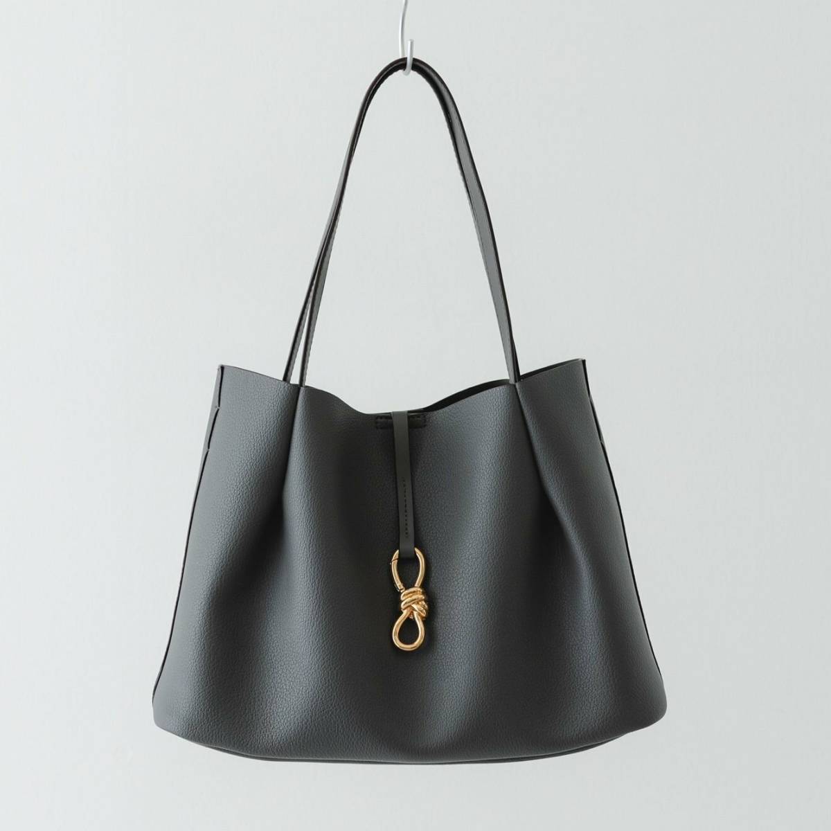 RODE SKO 3WAYメタルリボンワイドトートバッグ