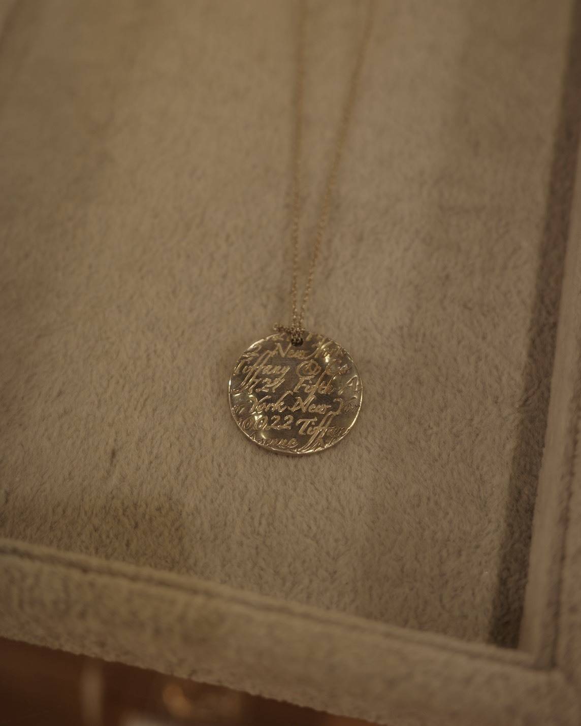 Tiffany「ノーツ ネックレス」