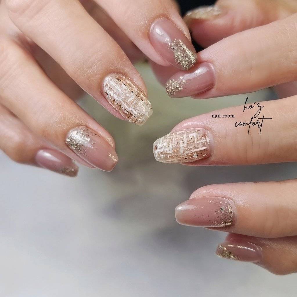 ピンクブラウンネイル