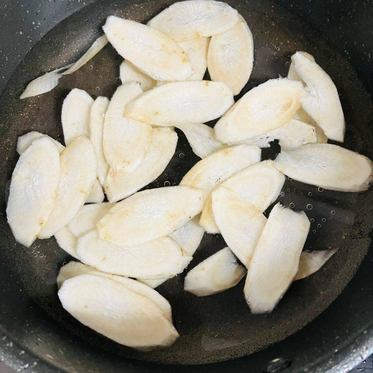 JAグループ公式の「さっぱり!ゴボウと豚肉とえのきの炒め物」のレシピ