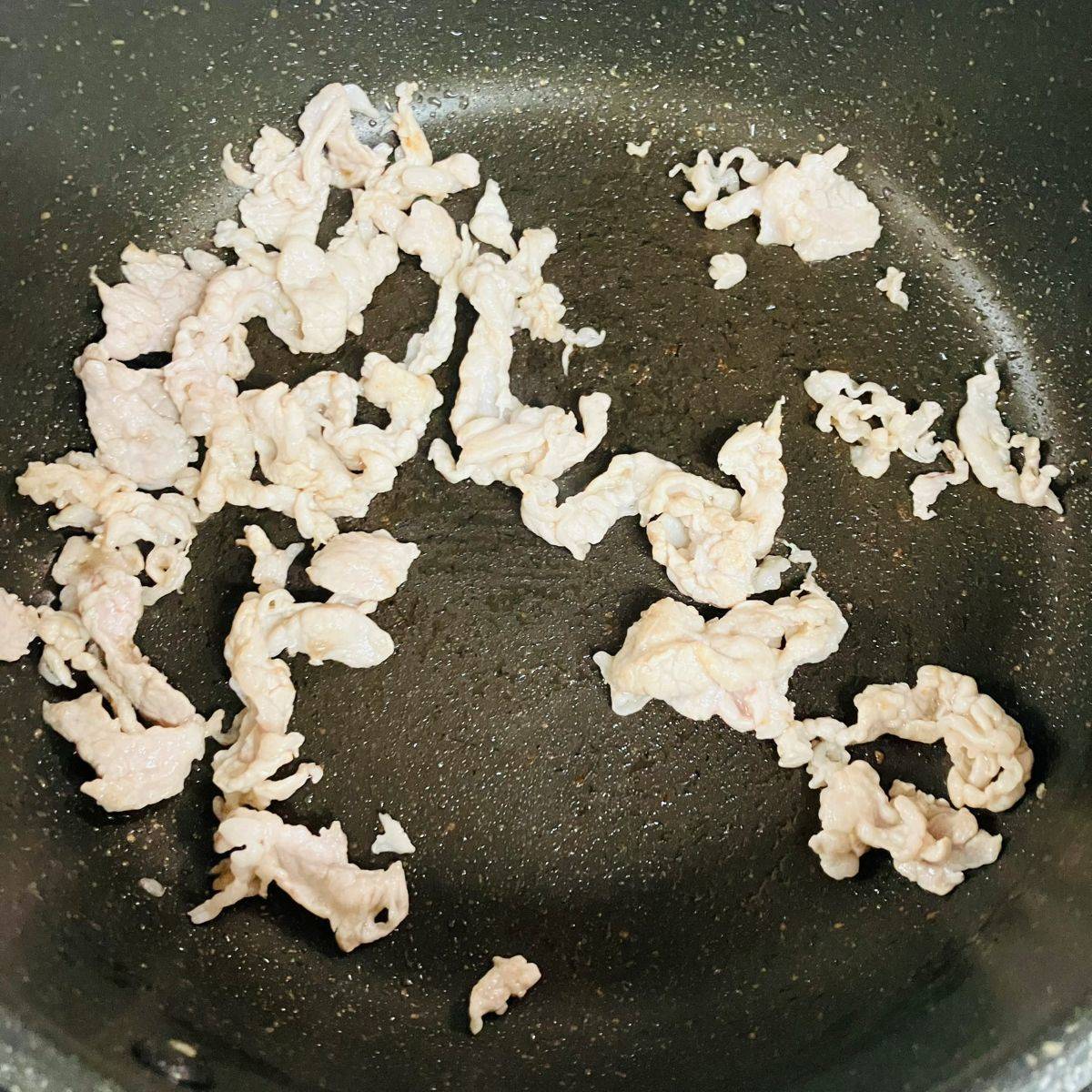 JAグループ公式の「さっぱり!ゴボウと豚肉とえのきの炒め物」のレシピ