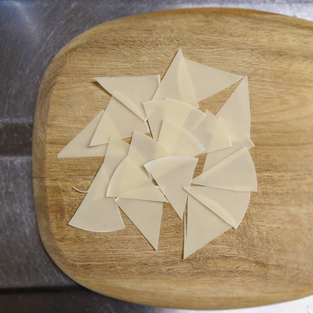 モランボン公式の「餃子チップス」のレシピ