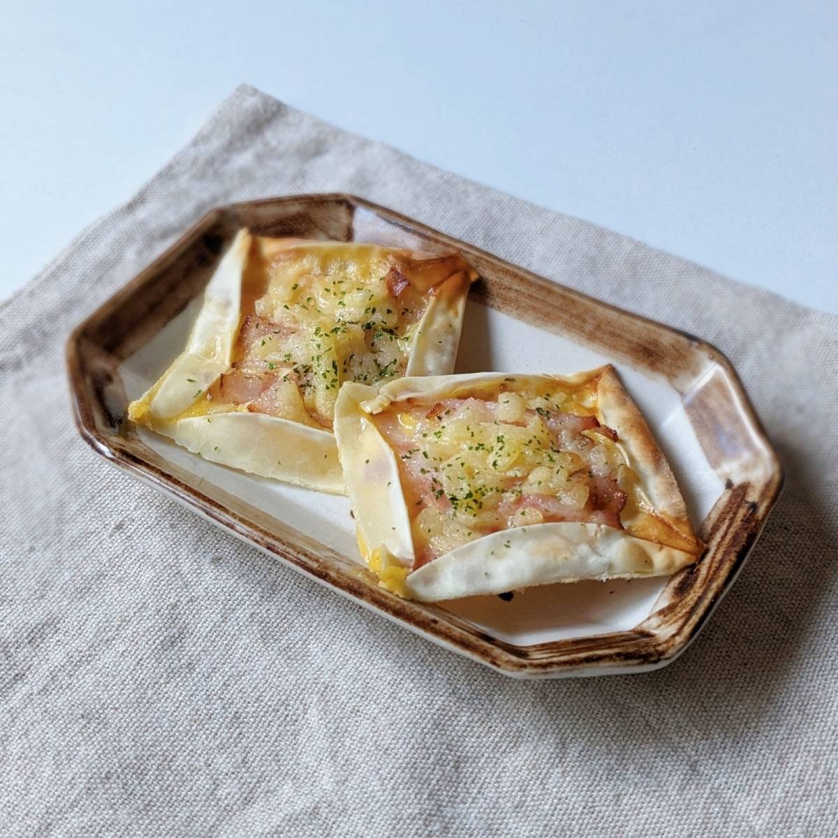 モランボン公式の「ベーコンとチーズのガレット風」のレシピ