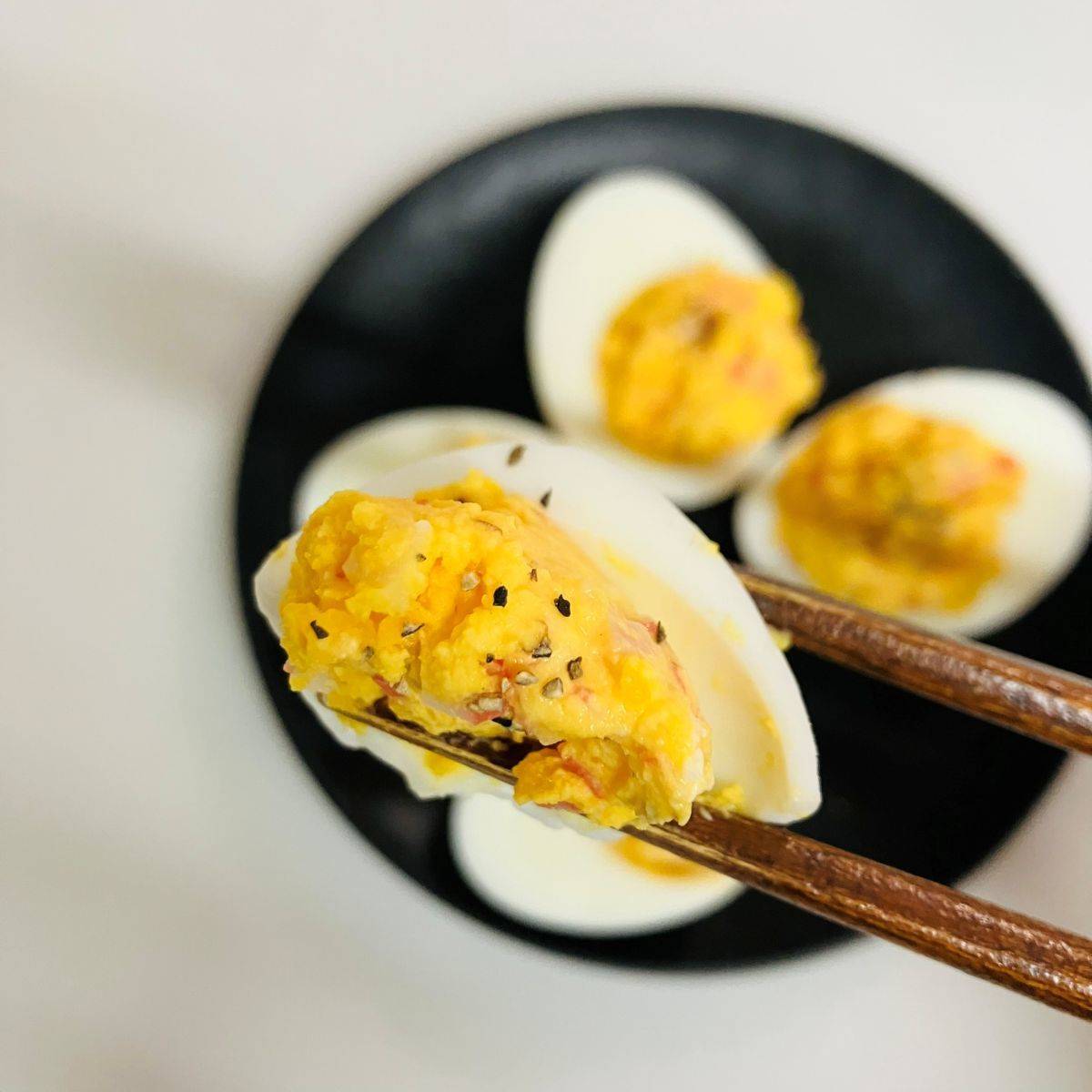 いちまさ公式の「ヨーグルトでさっぱりデビルドエッグ」のレシピ