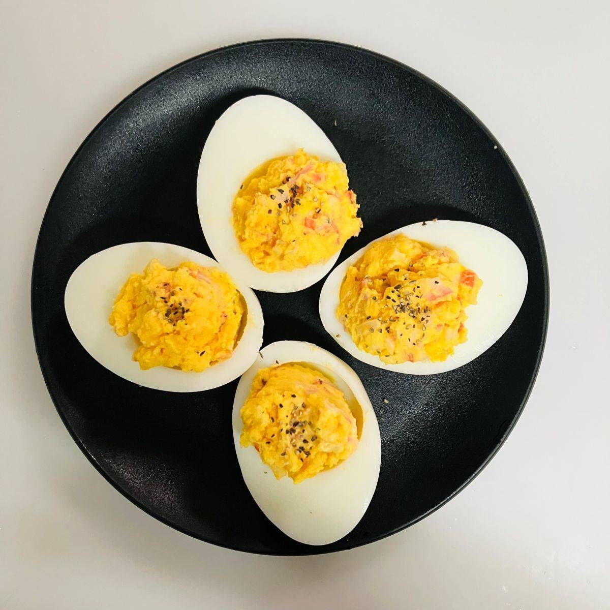 いちまさ公式の「ヨーグルトでさっぱりデビルドエッグ」のレシピ