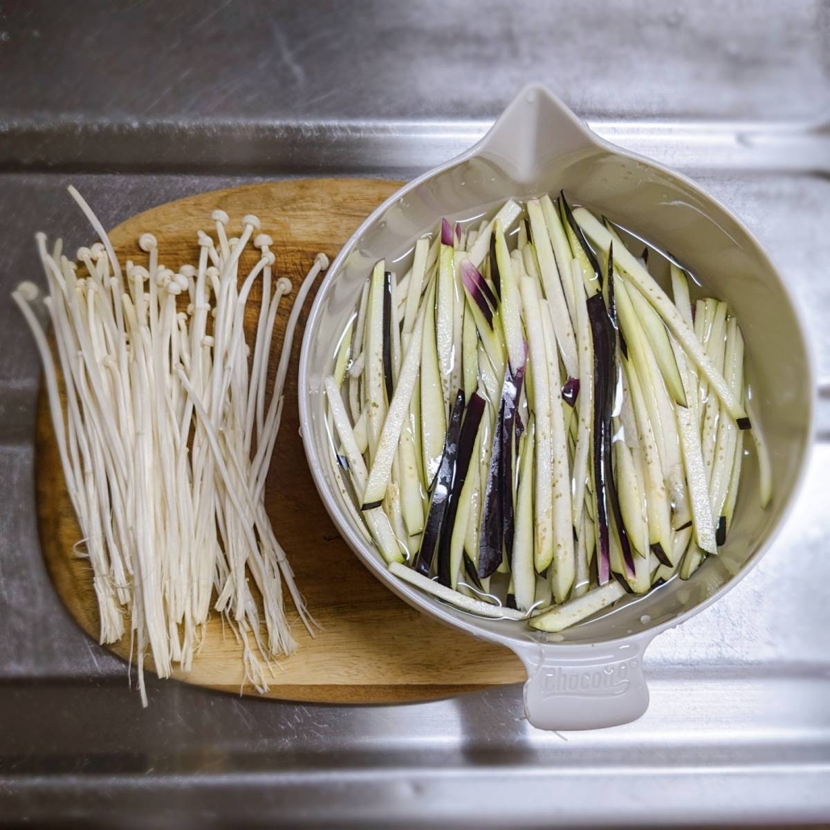 ヤマキ公式の「蒸しなすのそうめん風」のレシピ