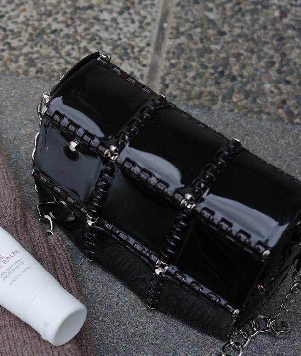 52 BY HIKARU MATSUMURAのミニショルダー