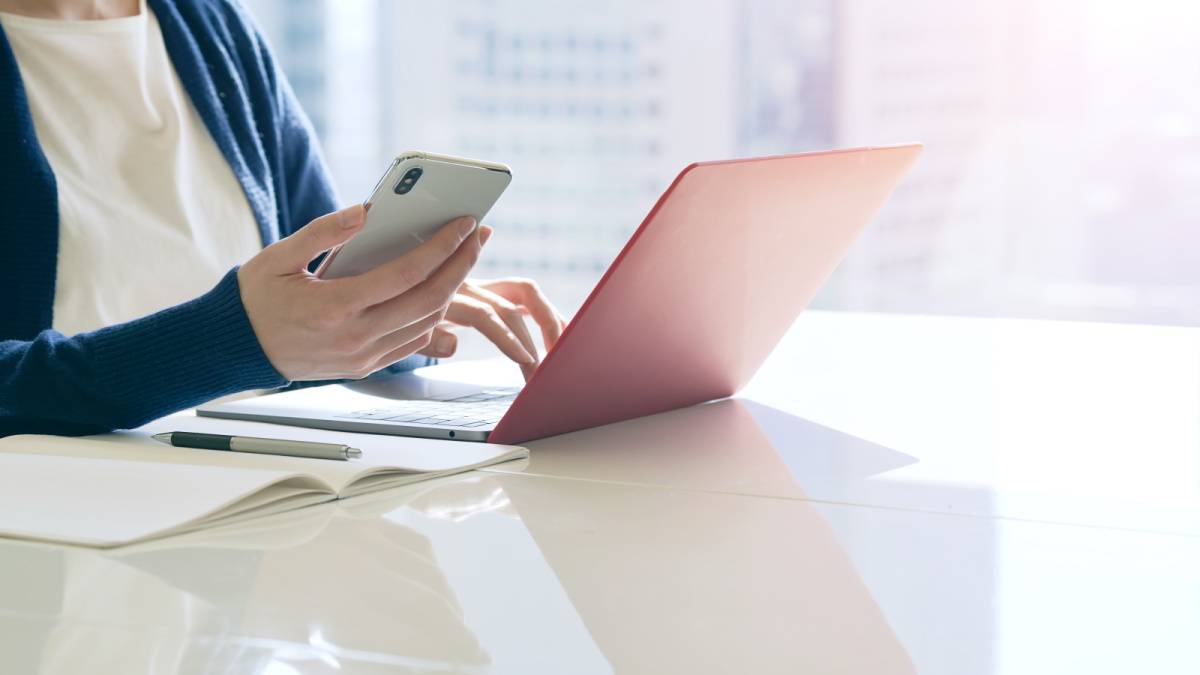 マルチタスクする人