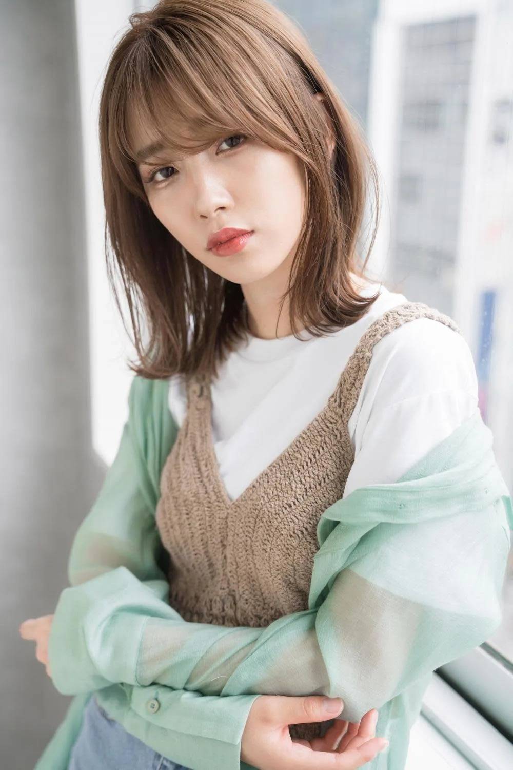 外ハネロングボブ