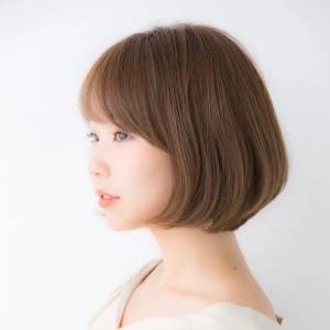  まとまり感シンプルボブ 