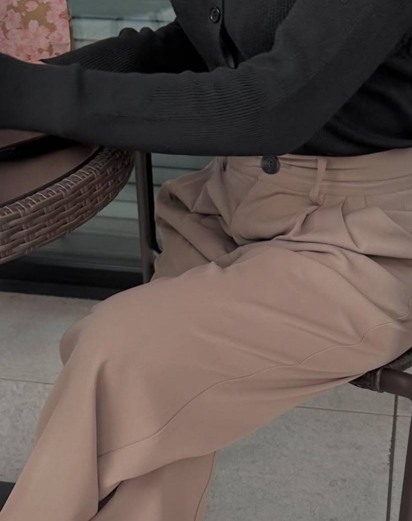 セレクトモカのスラックス