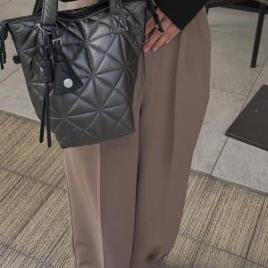 迷った日はこれ一択！どんなトップスでも即サマ見え「セレクトモカ」ハイウエストスラックス